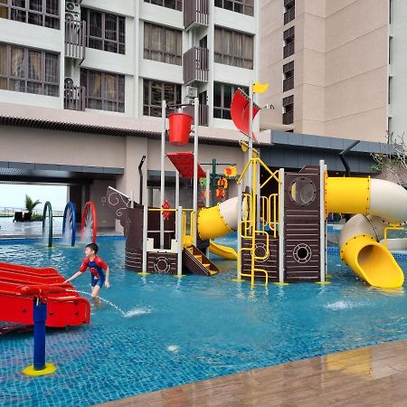 Bali Residence Melaka D'Awan Homestay Exterior foto